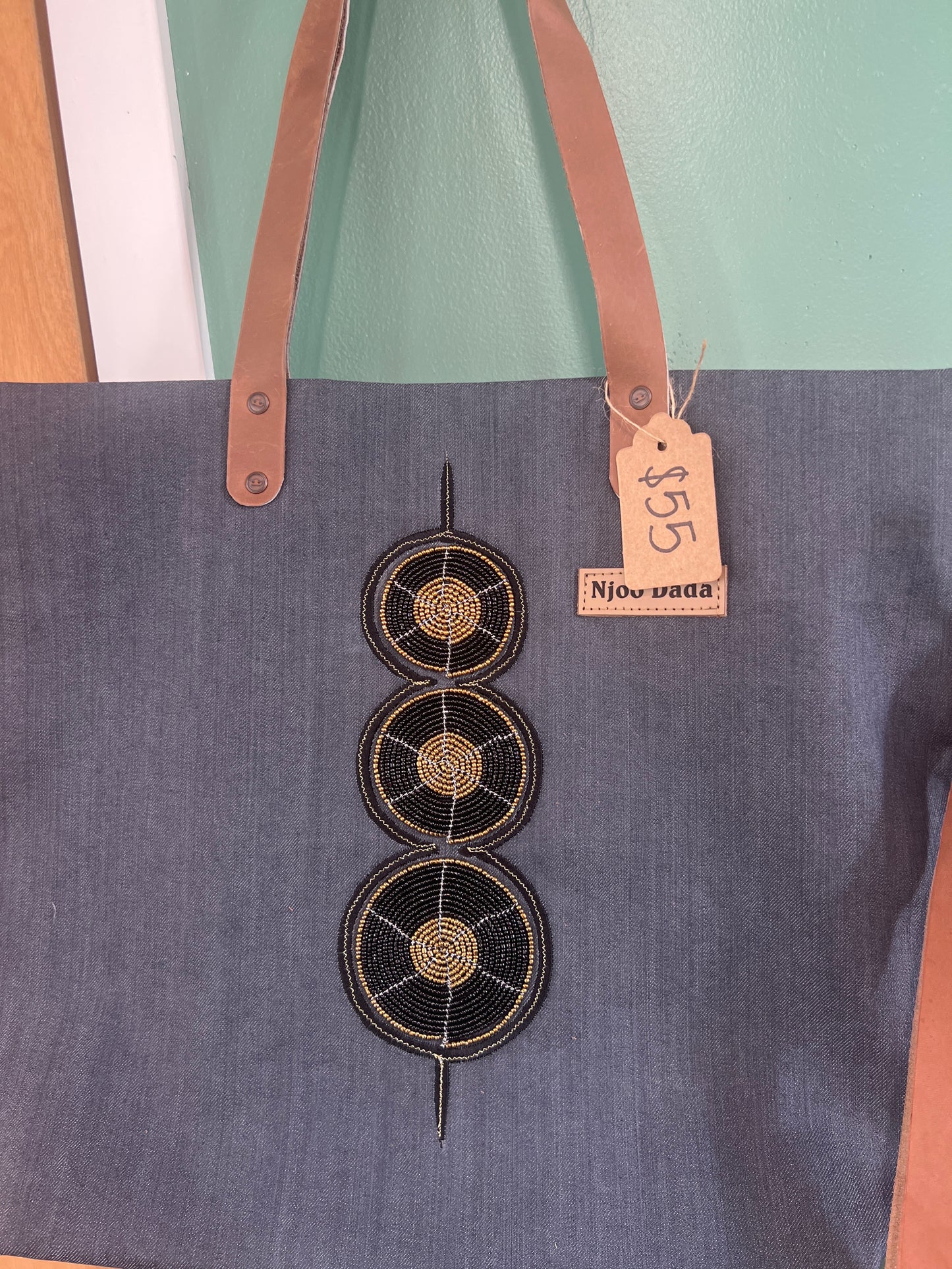Njoo Dada tote bags