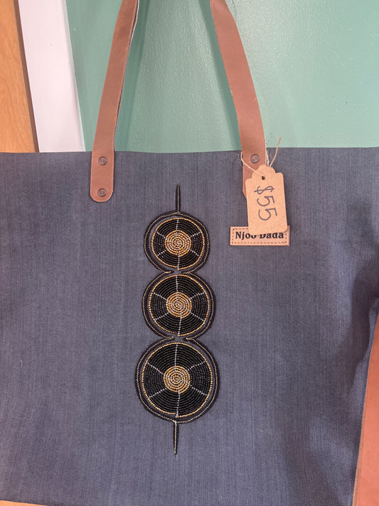 Njoo Dada tote bags