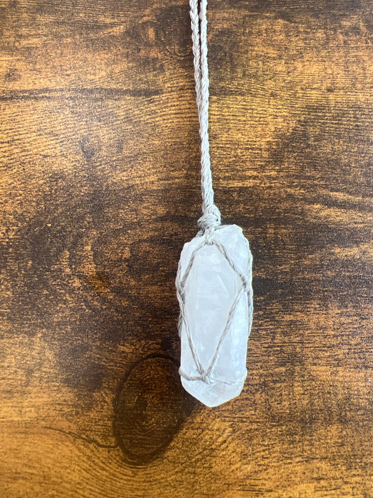 V-07. Raw Quartz braided necklace
