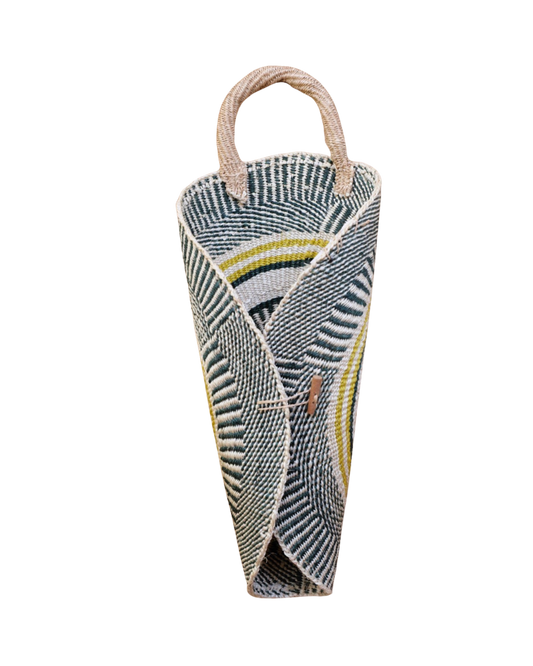Hadithi Flower Cones