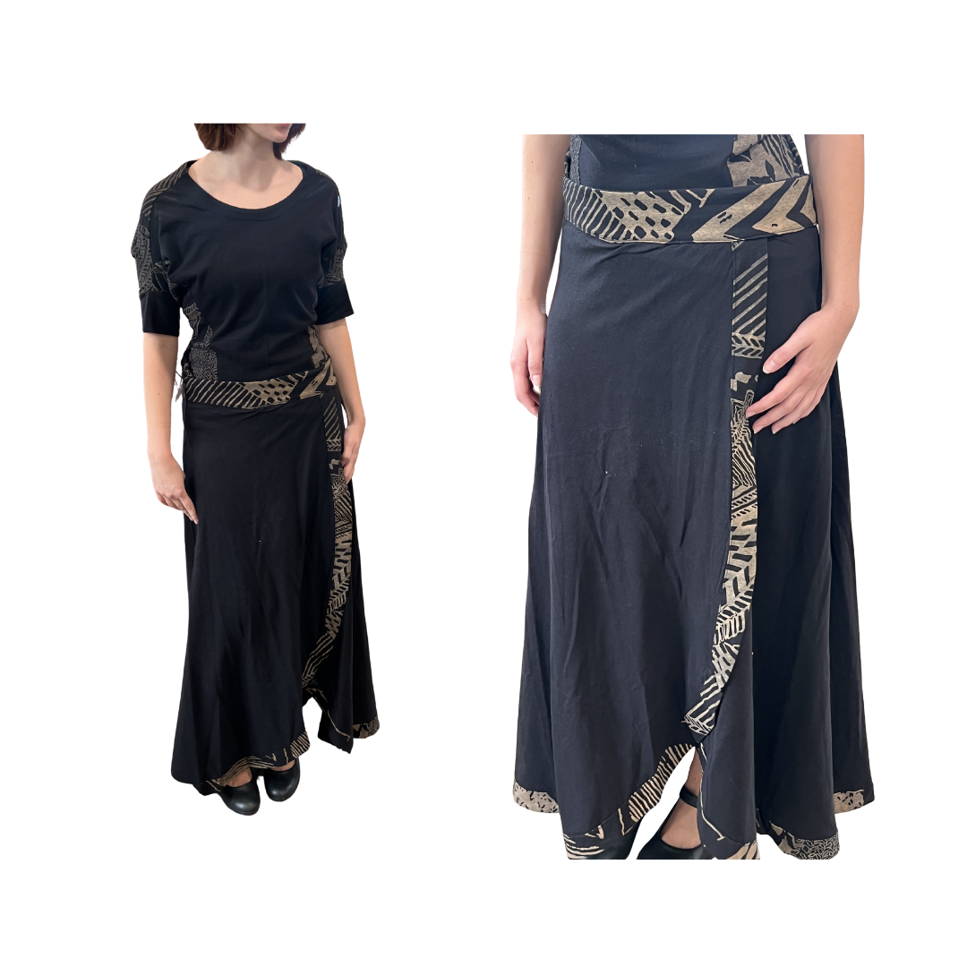 Wildlife Works Chui Skirt, Black W/Gold Print