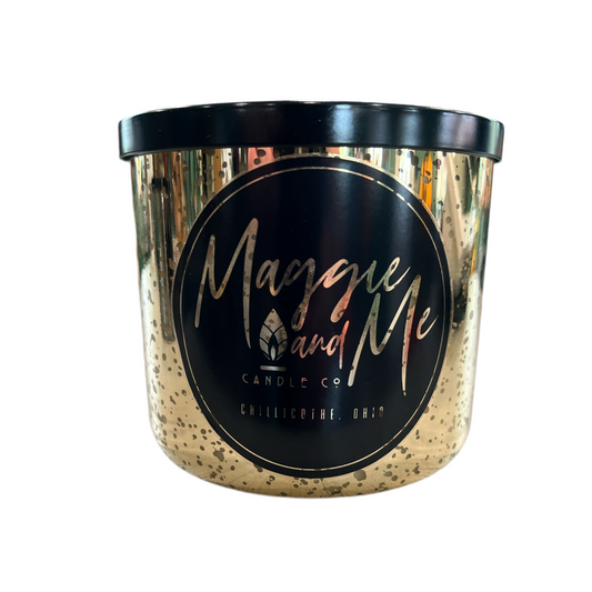 V03.Maggie & Me Candle 19oz