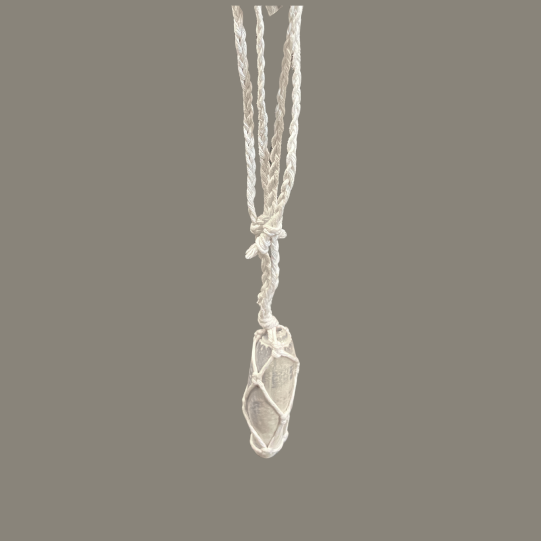 V-07. Hand-Picked Shell in White Yarn
