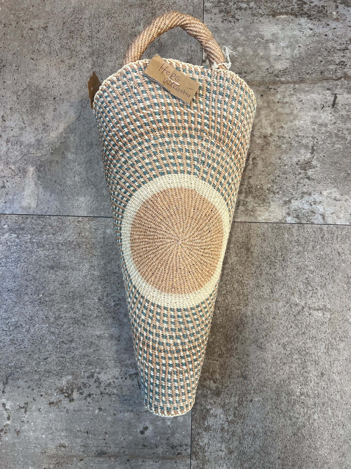 Hadithi Flower Cones