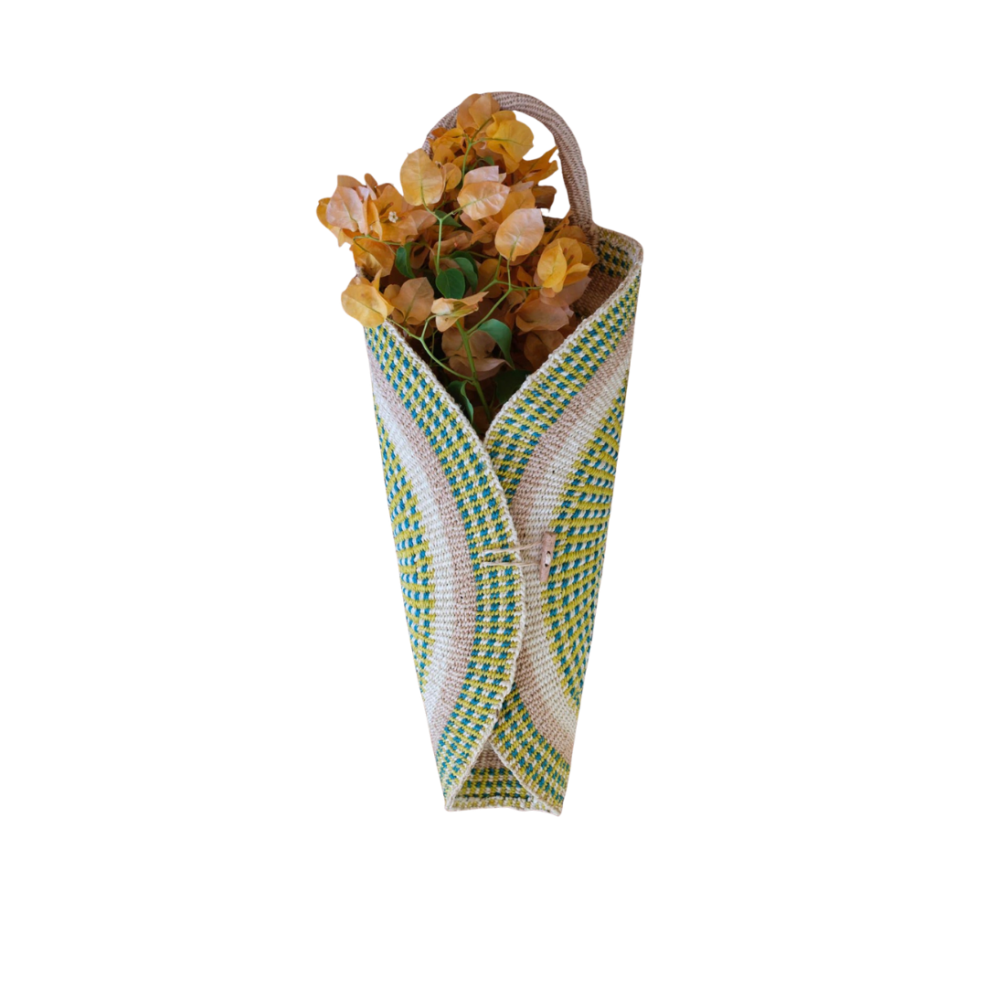 Hadithi Flower Cones