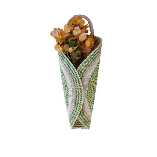 Hadithi Flower Cones