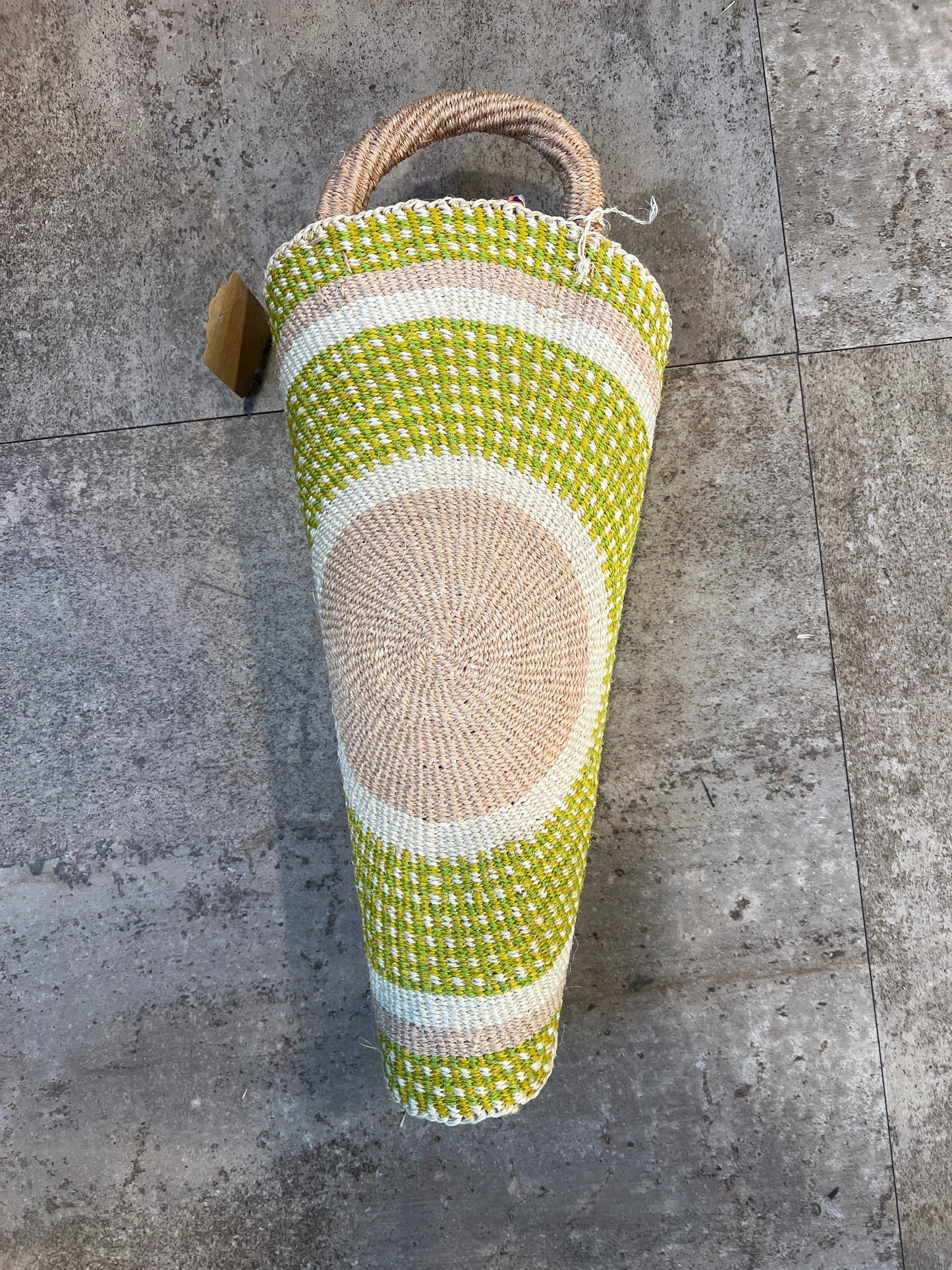 Hadithi Flower Cones