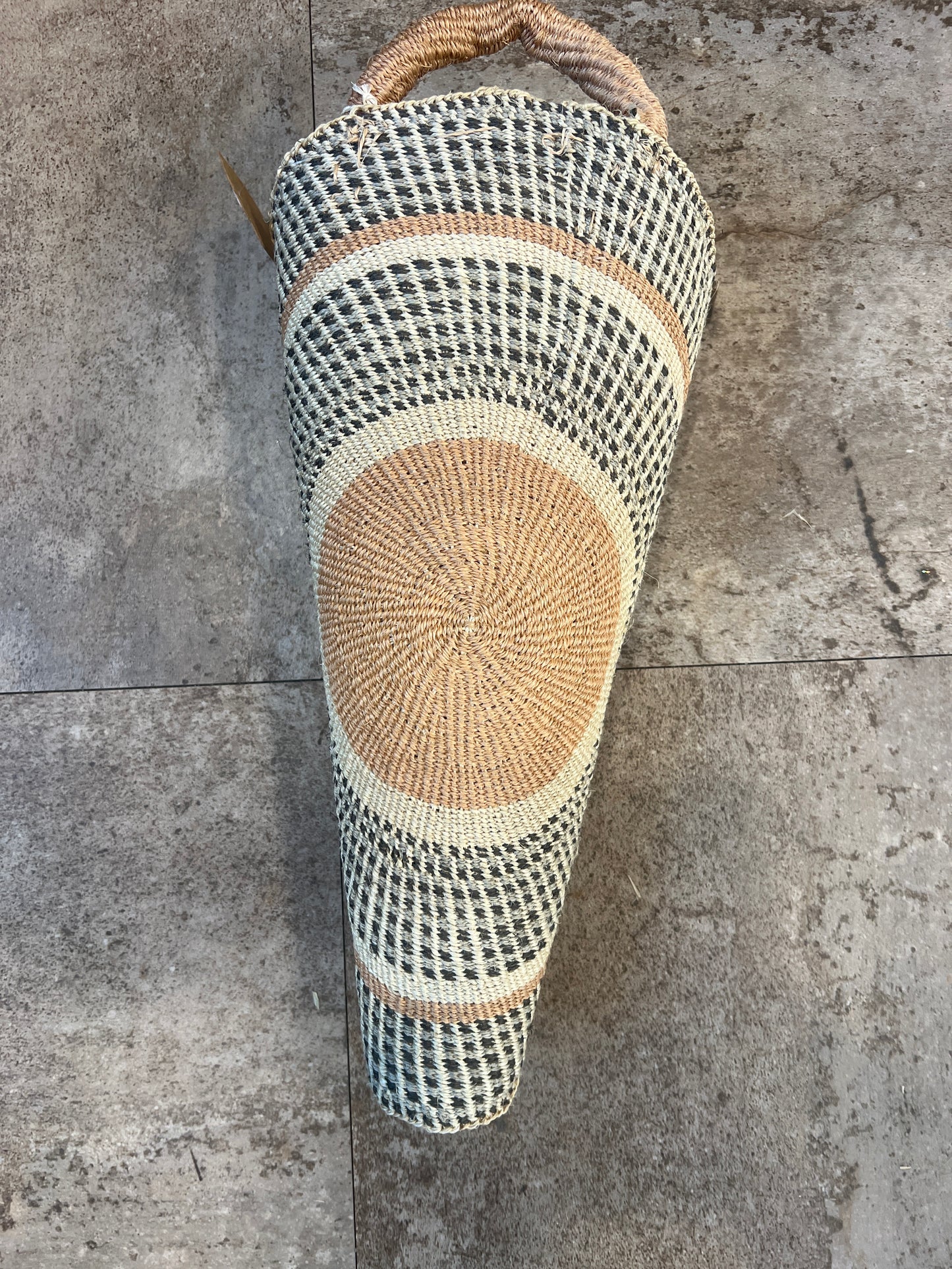 Hadithi Flower Cones