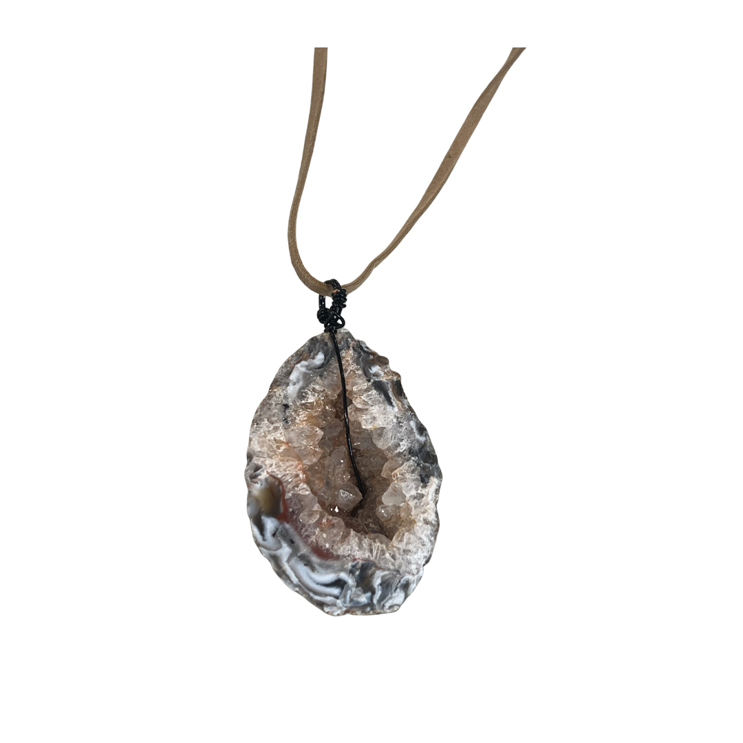 Geode/Rope Necklace