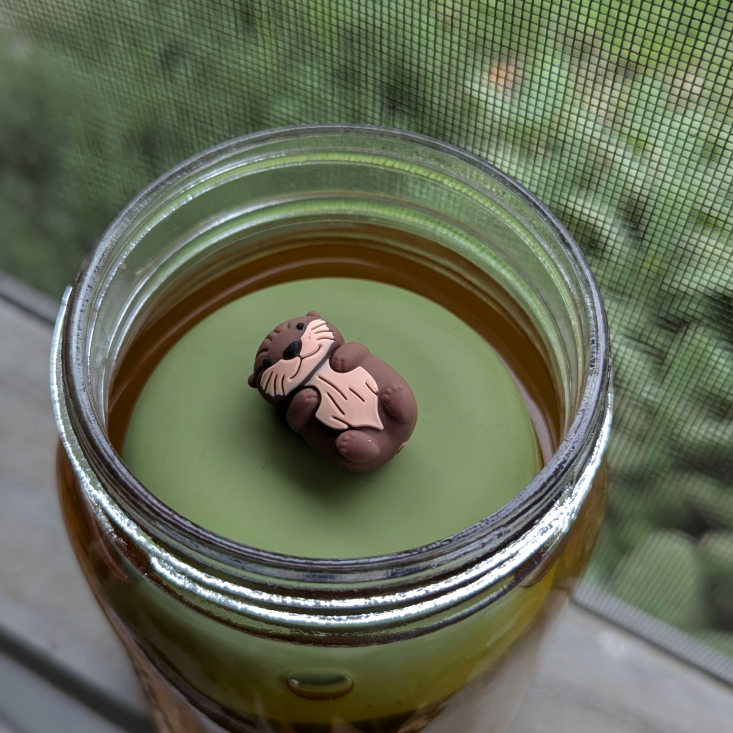 Otter | Large Floating Tea Infuser | Green Base |Brown Otter